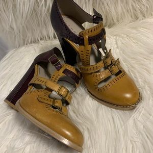 Hinge -Size 7M -Tan/Brown